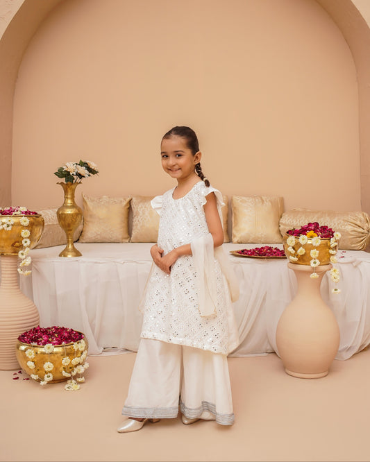 Silver Whisper - Girl